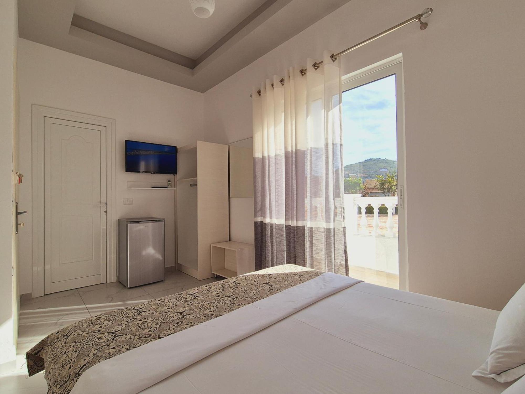 Villa Josana ซารานเดอ ภายนอก รูปภาพ